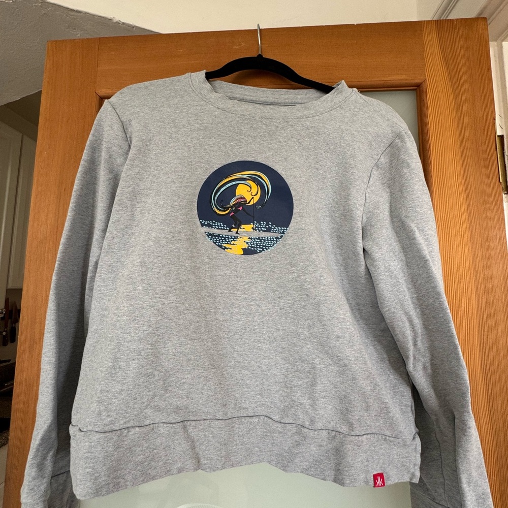 Gray Women’s Graphic Sweatshirt